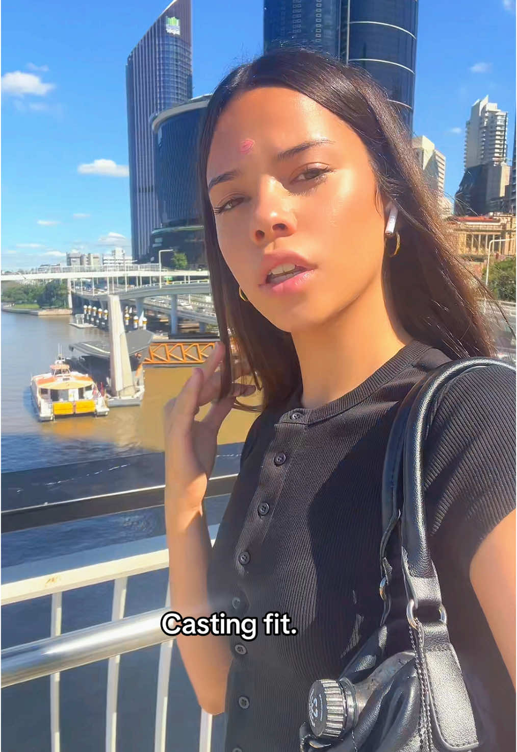 Brisbane river looks like 💩 #fyp #modelling 