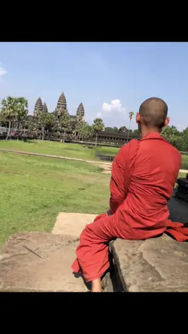 អង្គរវត្តស្អាតហា😣#អធ្យាស្រ័យផង🇰🇭💝💝🙏🙏🙏#fypシ゚ #tiktok #trending #ចុច❤️ម្នាក់មួយផង🙏 