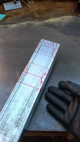 great idea and work #welding #welder #weldernation #weldinglife #welderfeels #arc #arcwelding #stickwelder #art #artwork #diy #diyproject #metal #crafting #steel #metalwork #technique #thinmetalwelder #skill #technique