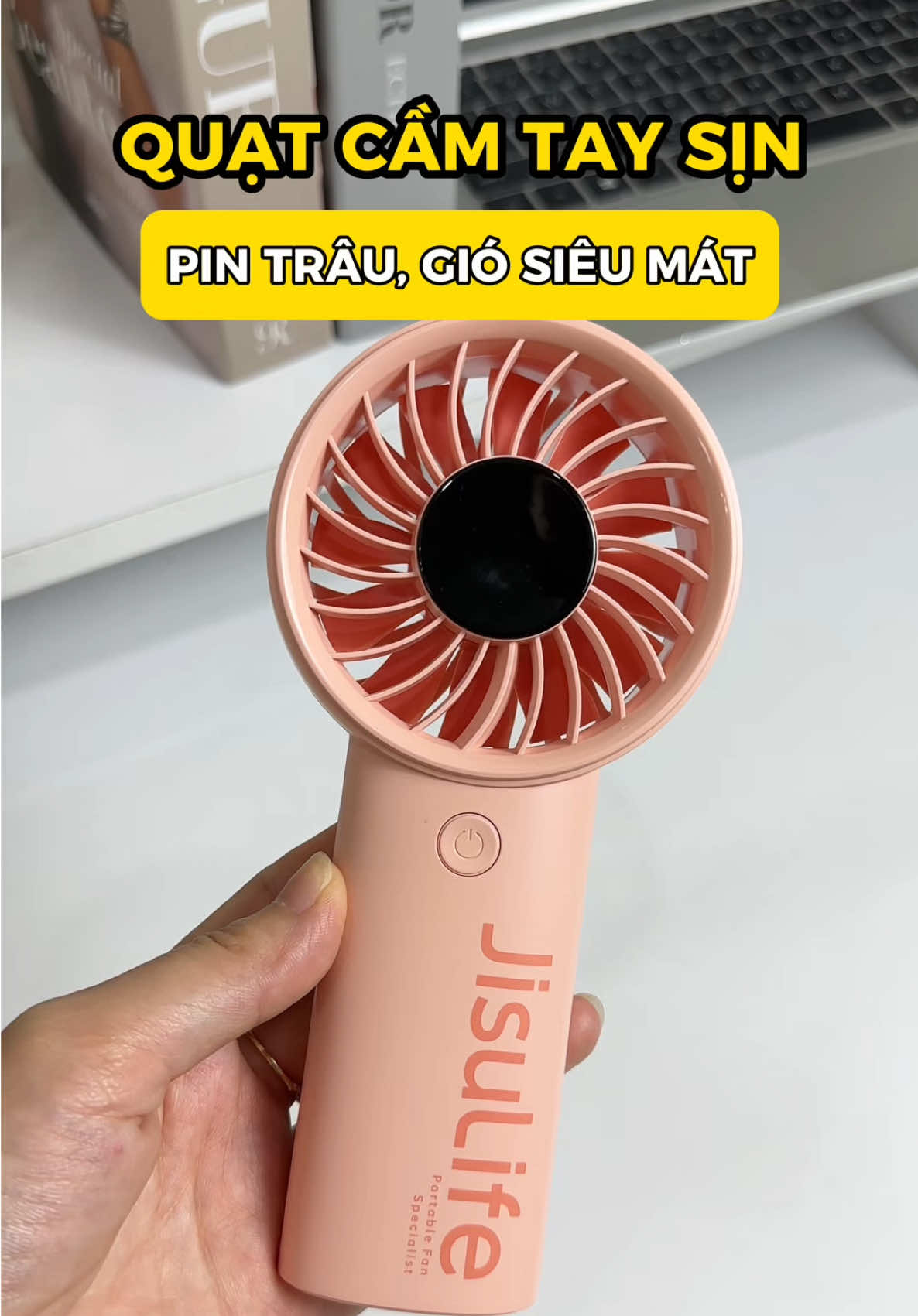 Quạt sịn của JISULIFE, mát dã man, màu lại xinh nữa #jisulife #quatcamtay #quatcamtaymini #quatcamtayminicaocap #quatcamtayjisulife #dandanreview #review #reviewquat #xuhuong #xh 