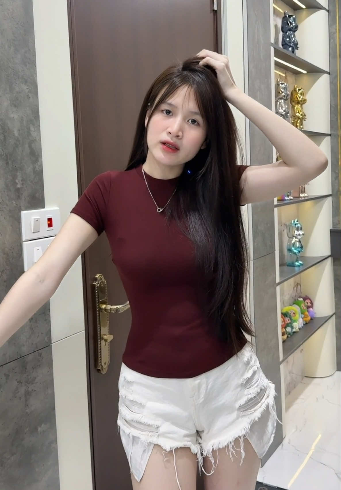 Áo thun nữ