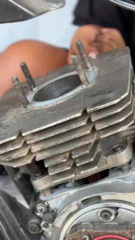 Sing di selah pite sing kemebul ndiaseeee 🤯 #rxking #rxking135  #rxkingindonesia #rxking135cc #rxkingblayer #blayer135cc #blayerrxking #teampedot135cc #teampedout135cc #mantriishaapi 