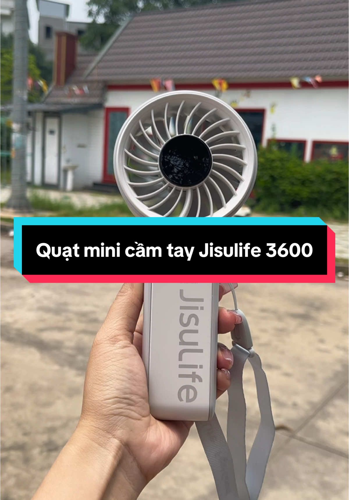 Quạt mini cầm tay Jisulife 3600mah có đèn led hiển thị, sử dụng liên tục 2,5-14h tuỳ cấp độ. #quattichdiencamtay #quattichdiencamtaymini #jisulife #halinhpham95 #xuhuong 