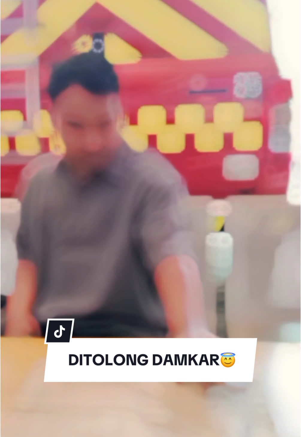 Terimakasih bapak damkar👨‍🚒🚒🙏🙏 #fyp #xybca #fypシ #information #fypagee #damkarindonesia #pemadamkebakaran #funny #kocak 