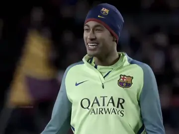وابجي على بابه 😫.  #الشعب_الصيني_ماله_حل😂😂 #نيمار #fyp #بيدري👑🇪🇸 