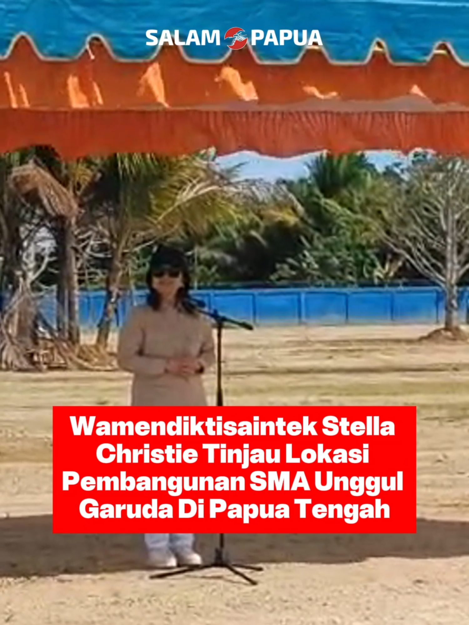 Wamendiktisaintek Stella Christie Tinjau Lokasi Pembangunan SMA Unggul Garuda Di Papua Tengah  SALAM PAPUA (NABIRE) - Wakil Menteri Pendidikan Tinggi, Sains, dan Teknologi (Wamendiktisaintek) Stella Christie meninjau langsung lokasi pembangunan SMA Unggul Garuda di Nabire, Provinsi Papua Tengah, Senin (28/4/2025). Tampak kedatangan Wamendiktisaintek di Nabire disambut langsung Gubernur Papua Tengah Meki Fritz Nawipa. Terdapat 5 lokasi pembangunan yang ditinjau di Nabire meliputi Karadiri 3 lokasi, Wanggar, dan Kalisemen, serta tambahan satu SD Jayanti.  Baca Selengkapnya di www.salampapua.com  #Wamendiktisaintek #StellaChristie #PendidikanPapua #SMAUnggulGaruda #PapuaTengah #NabireUpdate #MekiNawipa #PembangunanSekolah #SalamPapua #BeritaPapua #PapuaCerdas #PapuaMaju #PendidikanIndonesia #KunjunganKerja #SekolahUnggulanPapua