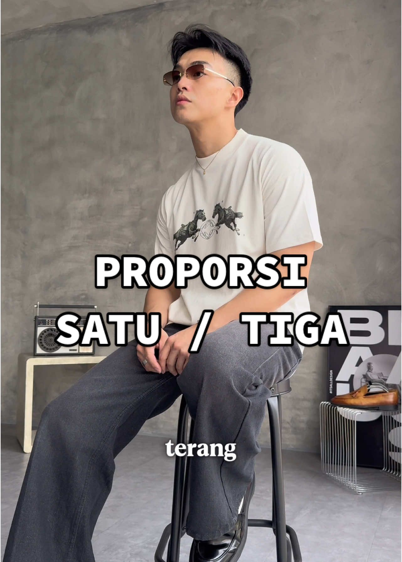 Gas kepoin @rudebasic.official mereka banyak model dan kadang suka open PO juga 👀😎 #gayaditiktok #fashion #fashiontiktok #brandlokalindonesia #brandlokal #localbrand #tinytee #boxyfit #outfitinspo 