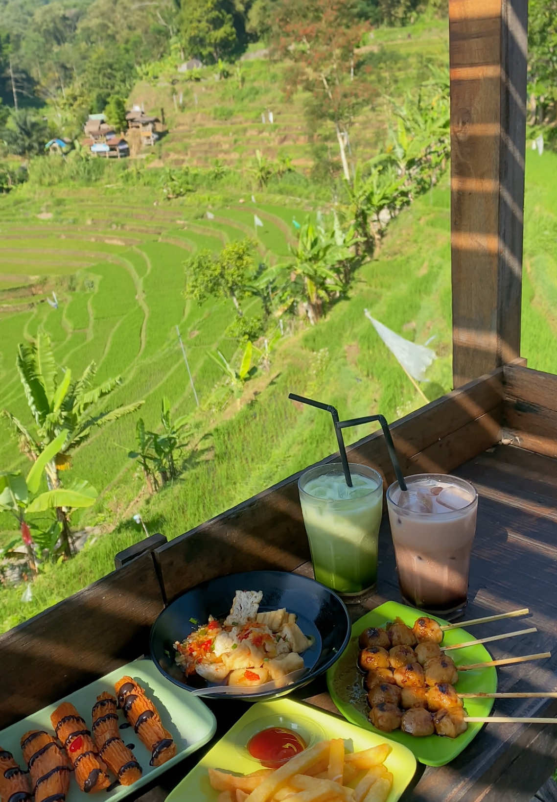 utamakan njajan, bukan harapan  #gartenhutte #gartenhuttecafetrawas #cafetrawas #trawas #trawasmojokerto #trawashits #wisatatrawas #healing #fyp #mojokerto #mojokerto24jam #fy 
