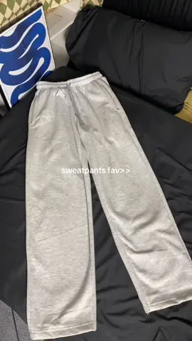 Sweatpants loose #sweatpants #celanajogger #joggerpants 