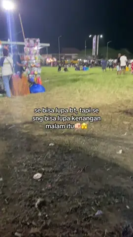 Sg bisa lupa to🫵🏻🤣 #tersinggungterlibat🤭 #fyp #katakata #foryou #storykatakata #fyppppppppppppppppppppppp 