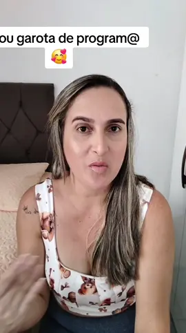 Eu sou garota de program@ 🥰 . . . . . . . #rotinadecasa #rotina #maesolo #mae #rotinadodia #faxina #limpeza #humor #donadecasa #donadecasablogueira 