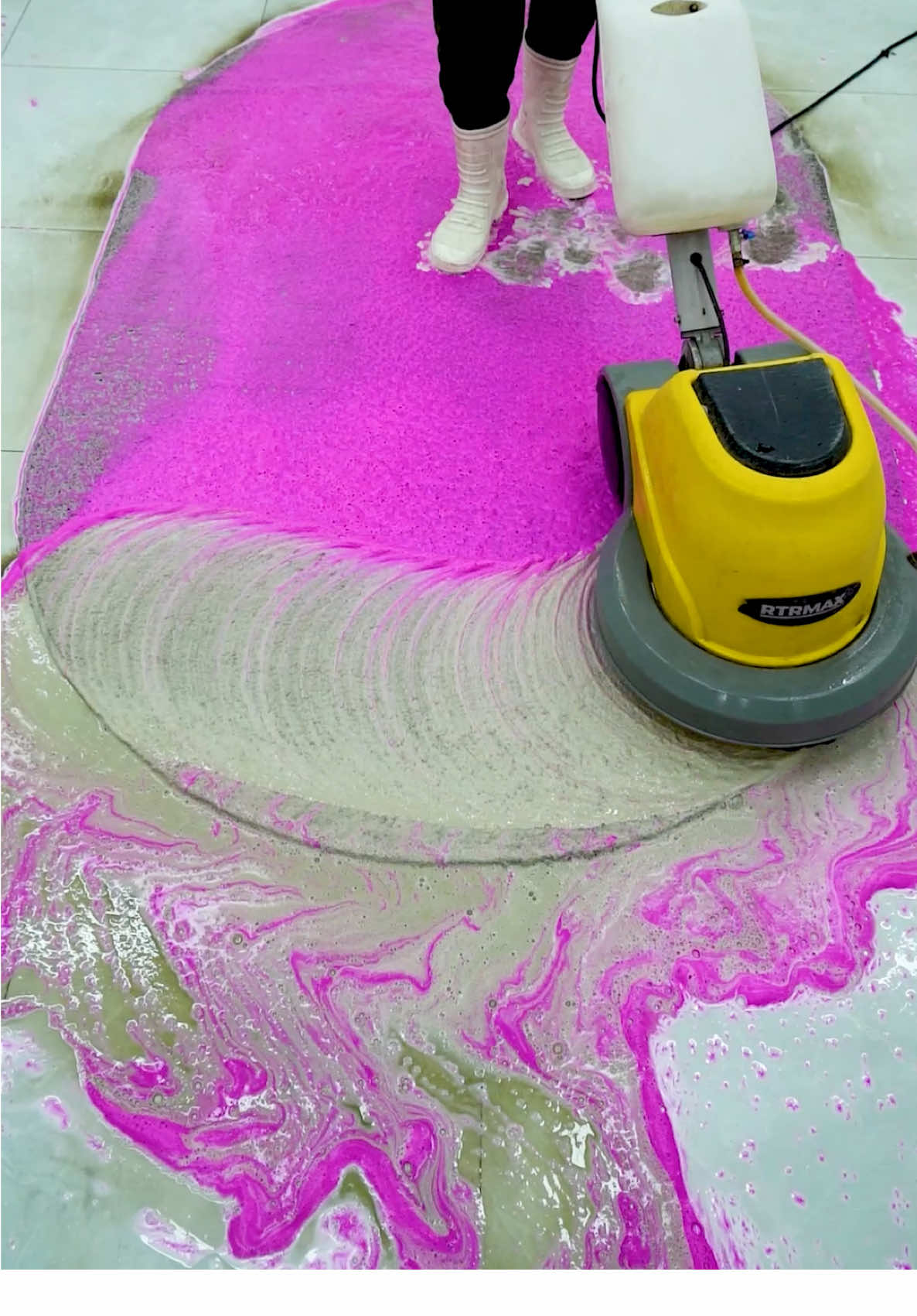 Dirtiest Carpet Ever Cleaned! #asmr #satisfying #soclean #carpetcleaning 