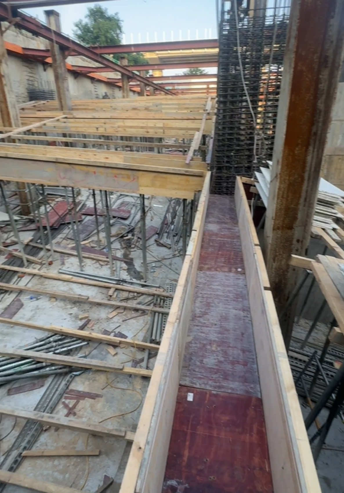 không sợ vất vả, chỉ sợ không có sức để làm..  hãy cứ cố gắng hết mức có thể !#ngườiviệtnamởđàiloan #duhocsinhdailoan #bảnmotaichung #taiwan🇹🇼 