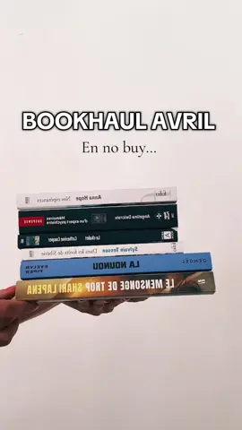 Helloooo (si tu es un de mes élèves bloque moi stp) #bookhaul #livres #lanounou #lemensongedetrop #nosesperances #memoiresdunexpertpsychiatre #lechalet #danslesforetsdesiberie #sylvaintesson  #catherinecooper #angelinadelacroix #annahope #sharilapena #evelynpiper