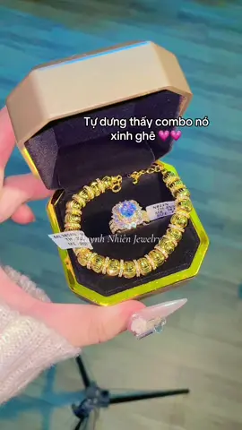 Cả set khách đặt từ 2 trăm 🐠 mà xinh quá nà chèn uiiiii , chốt liền cho em 0️⃣9️⃣6️⃣9️⃣9️⃣6️⃣0️⃣1️⃣4️⃣9️⃣☎️ nhi #huynhnhienjewelry #daychuyen #fypシ゚viral #trangsucvangbaccaocap💫💫 #trangsuconline💎 #xh #ximen #phukien #nhẫn #trend #vongtay #viral #nhẫnđẹp #trangsuc #nhẫnđôi #top #fyppppppppppppppppppppppp 