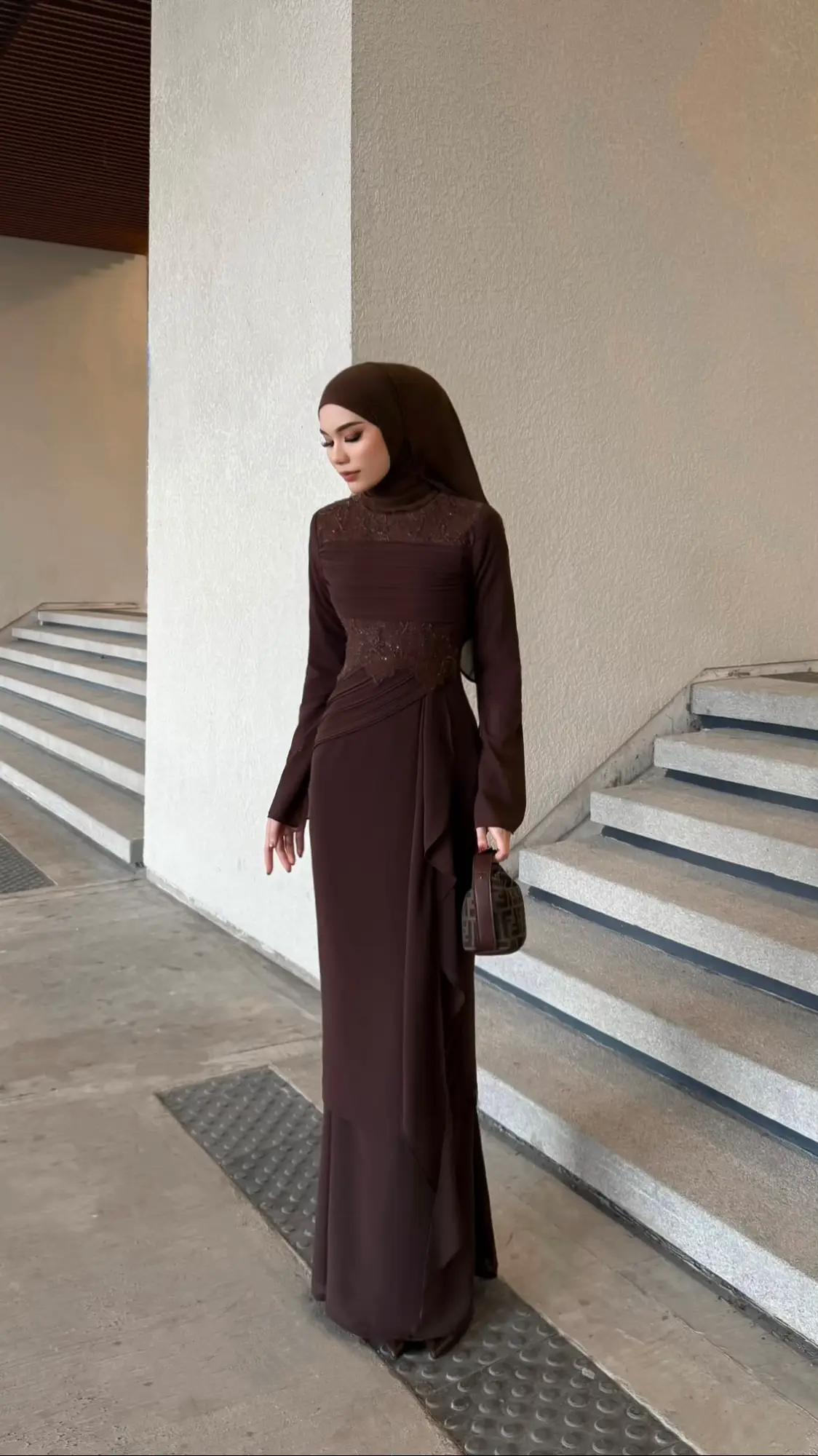 mybody can explain everything 🤎                                                     wearing Jale Luxe kurung from @QISZAR   #qiszar 
