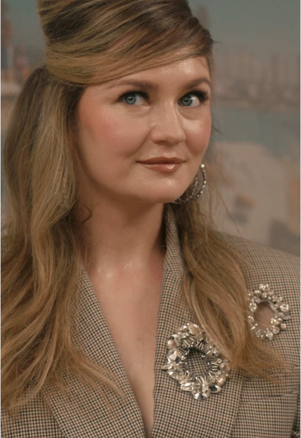 i asked anna delvey who was stupider. #ziwe #annadelvey #comdey #fyp 