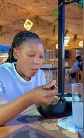 My sister is disappointment with this goat 🐐 meat restaurant . I don’t think she will ever go back. #Foodie #sarahjan992 #uganda #badfood #kampala_tiktokers #foryou #review #foryoupage❤️❤️ #tiktok 