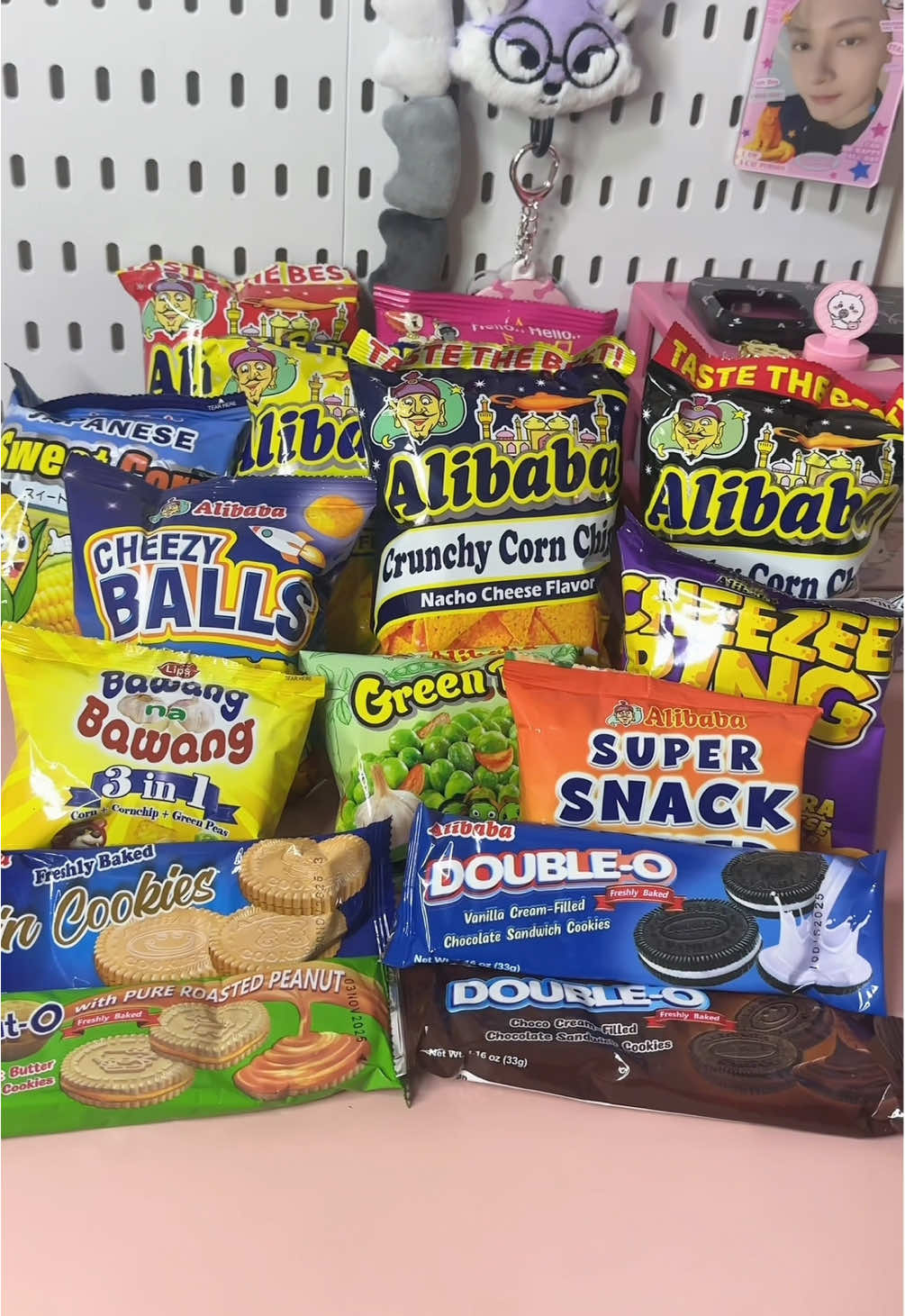 what's your favorite alibaba snack? 🩷 #alibabafoodsph #Alibabasnacks #alibaba #snacks #chips 