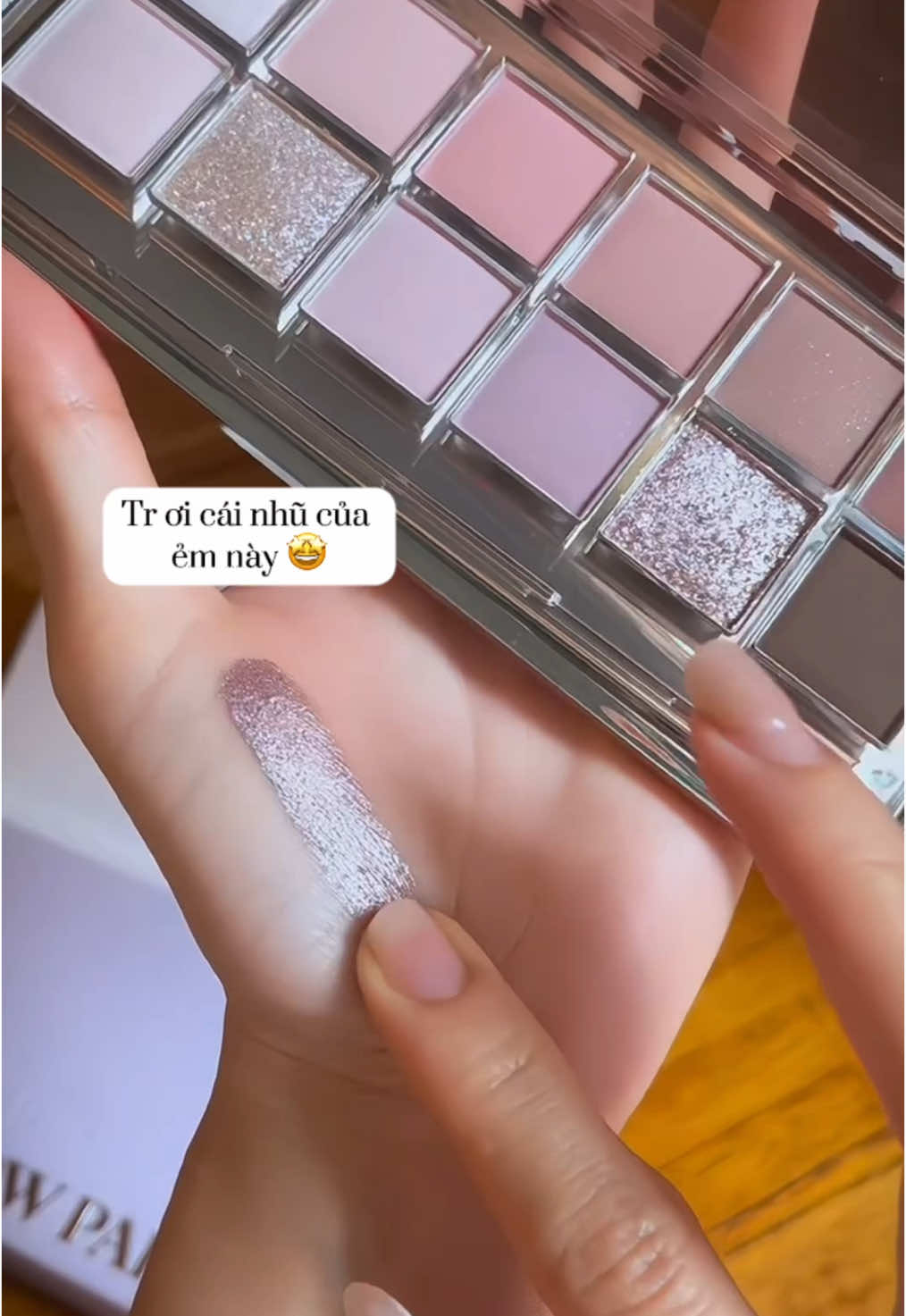 Nhũ sáng chấn động ✨✨ #crexiaohongshu #bangmat #joocyee #swatches #BeautyTok #viral #trending 