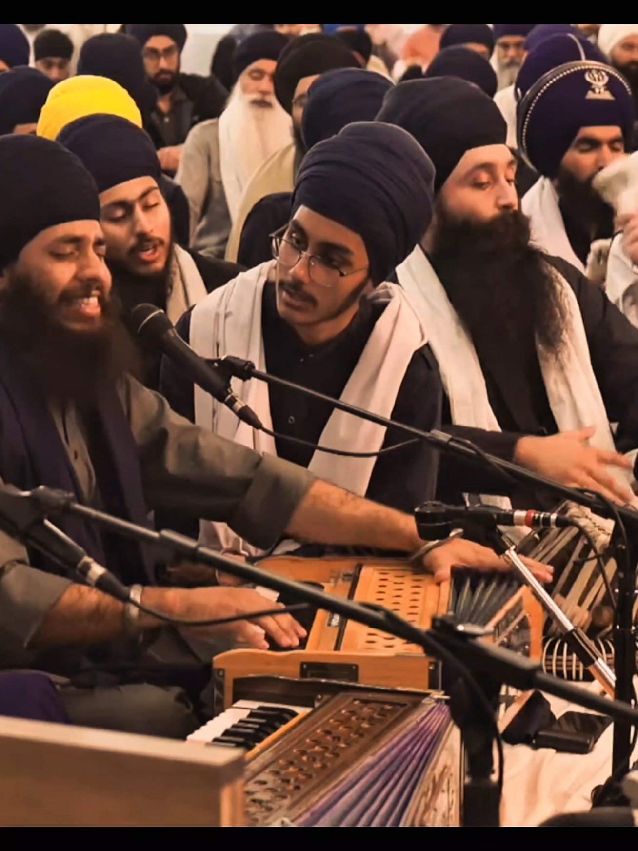 Bhai Daljit Singh Jalandhar at Calgary AKJ Kirtan Programme 2025 ਰਿਦ ਜਪਿ ਜਪਿ ਜਿਵੈ ।। He lives by chanting and meditating on it within his heart. #fyp #kirtan #waheguru #shabad #guru #gurbani #anand #harmony #kirtangems #calgary #akj #sikh #akhandkirtan #clips #bliss #lord #vaisakhi #gurudwara #reposted 