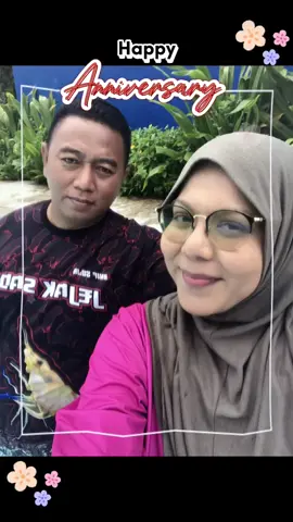 Selamat Hari kita….. moga terus melangkah bersama menuju ke syurga… terima kasih masih kekal bersama walaupun byk ujian.. #happyanniversary #husbandwife #sayangsampaisyurga #cintasejati #setiaitumahal #15yearstogether @Nelayan tegaR 