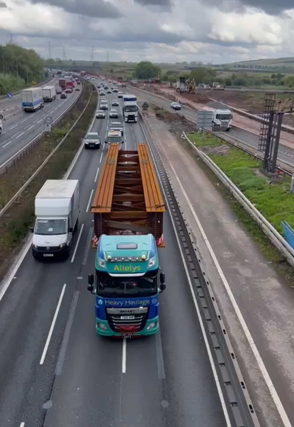 Bridge Beaming 🚛 #bridge #bridgebeam #heavy #heavyhaulage #stgocat3 #stgo #daf #daftrucks #wide #wideload #long #longload #heavyhaul #like #follow #share #CapCut #f #fy #fyp #fo #for #foryou #foru #foryoupage