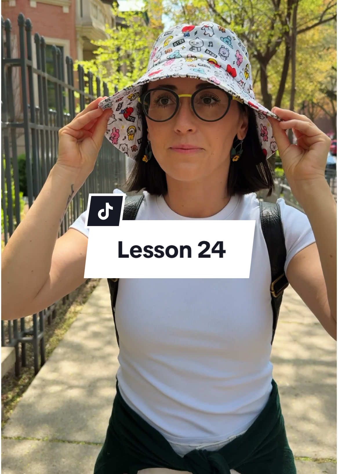 These money lessons have slowly turned into half advice, half showing off Chicago 😂 But I’m not complaining.  I’m so happy it’s finally warming up so we can get out, explore more of the city, meet people doing cool things, and keep making content that’s actually helpful.  I also made a highlight with all the lessons in case you want to catch up or send one to a friend.  Wrapping it all up with the last lesson this week!