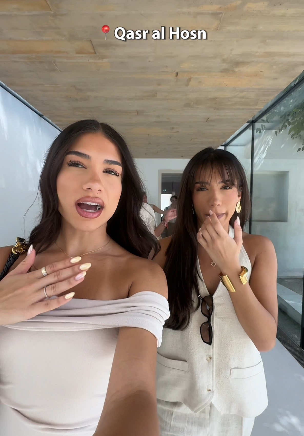 Day 1 in Abu Dhabi with @memoparisofficial 🤩 taking you guys along on this sensory escape 🌴
