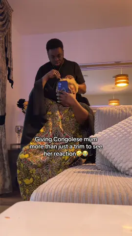 sorryyy mum but this blonde hair of yours just has to go😭😭😔 #congolaise🇨🇩 #only1elohim #hilarious #blondehair #congolesemum #fyp #imsorry #reactions #prankingmom 