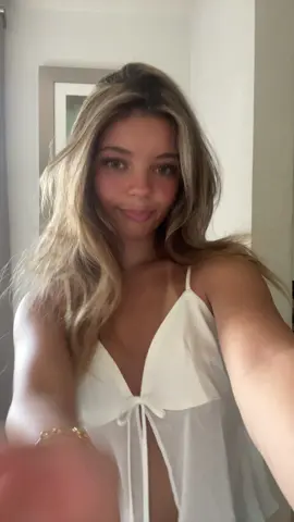 #fyp #Summer #tan #viral #lipsync #florida #vacation #foryoupage 