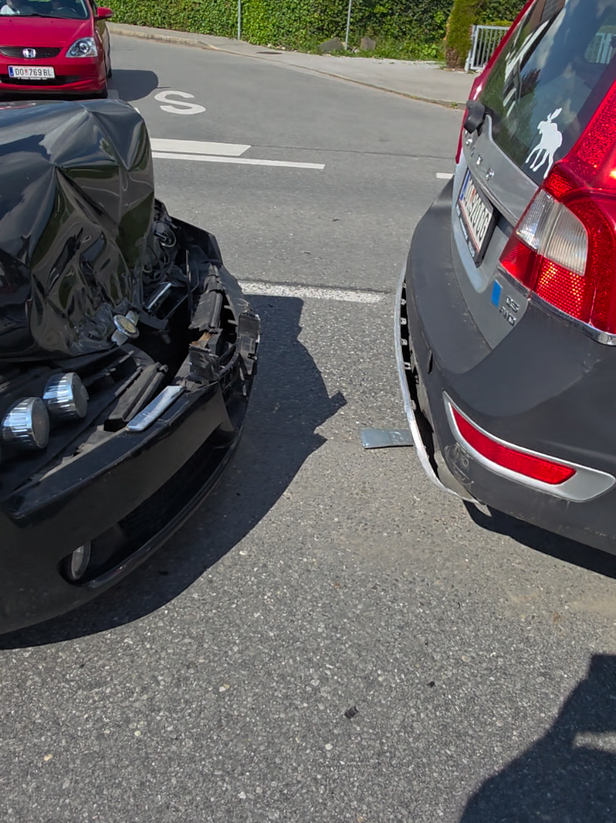 #volvo #xc70 #volvoxc70 #accident #unfal #unfalschaden #acident #crash #crashtest #alfa 