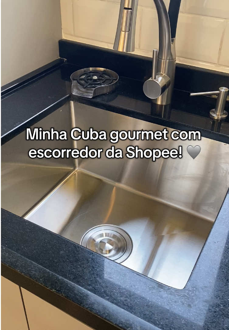 Você PRECISA ver essa Cuba com escorredor 🔥 Cuba Gourmet Pia Inox  Cozinha Luxo 50x45 Acessórios 🩶 #CubaGourmet #CozinhaPlanejada #DecorTikTok #ReformaDeCozinha #DetalhesQueEncantam #CasaPratica #Foryou #ParaTi #MinhaCasaMinhaVida #EsteticaDeCozinha #cubarevomax #cubagourmet 
