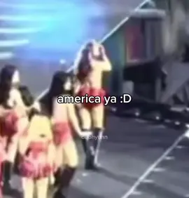 “omg sana waved at me 🥰” - 2129 onces #sana #twice #kpop #fyp 