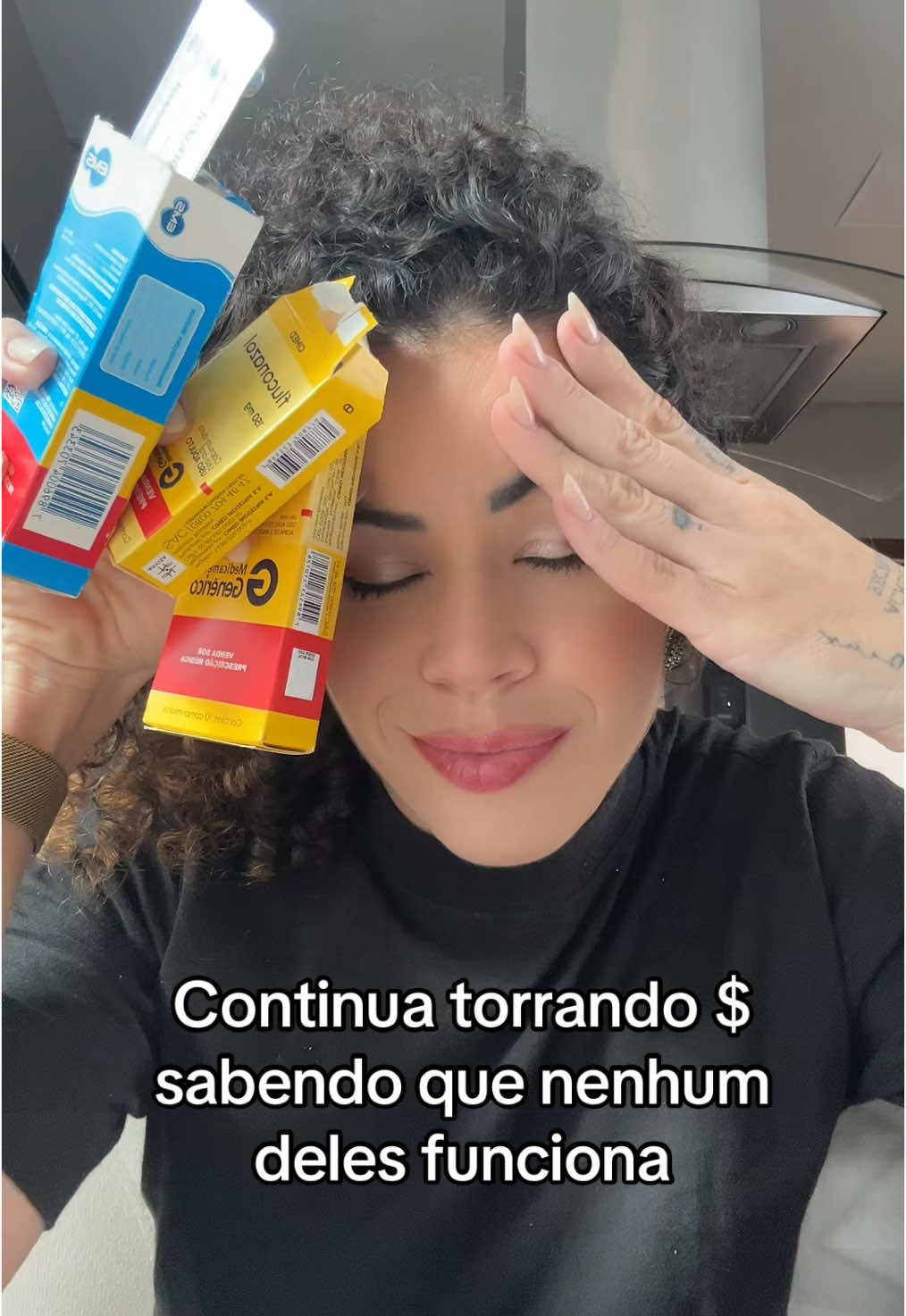 Tem coisa que é de colocar so na comida viu meninas, não de enfi4r no shibiuuu . Alho por exemplo😂😂😂😂
