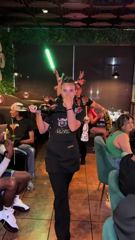 Eoooo @SeleneGala 🍄 ✈️🥳 Come dance with us 💃🕺:📍3015 SW Pine Island Rd #117, Cape Coral, FL 33991 USA  • #viral #fyp #trend #trending #dance #airplane #badbunny #eoo #vibe #restaurant #foryoupage #capecoral #dtmf #benito 