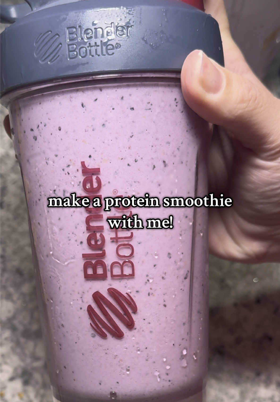 make a protein smoothie with me! 🍌 🫐🍦 #smoothie #proteinsmoothie #proteinpowder #GymTok #proteinshake @Optimum Nutrition Shop @BlenderBottle Shop 