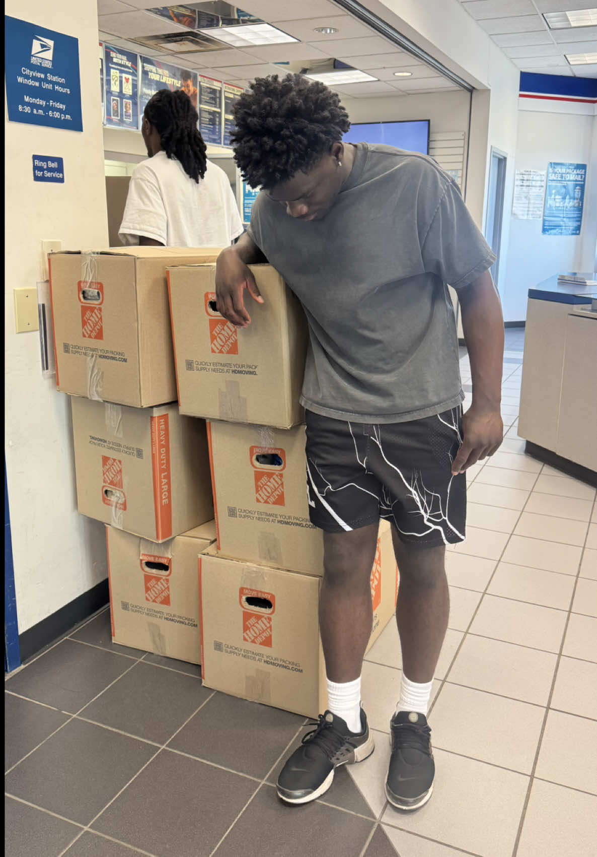 we gonna do it too! #fyp #foryoupage #clothingbrand #brandowner #youngentrepreneur #clothingbrandowner #brandtips #smallbusinesstips 