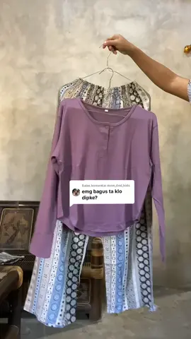 Membalas @mom_4nd_kids kalau ga bagus ga bakal selaris ini kak #outfitidea #fashiontiktok #fypp 