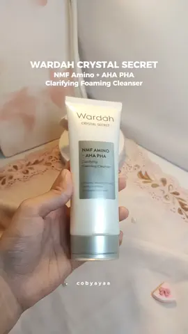 YANG TADINYA KUSAM SEKARANG JADI CERAH, GARA-GARA SABUN CUCI MUKA INI!  Wardah Crystal Secret NMF Amino + AHA PHA Clarifying  Foaming Cleanser cocok untuk semua jenis kulit & mengangkat sel kulit mati!  ayo co sekarang! ✨ #wardah #wardahbeauty #wardahcleanser #wardahfw #facewash #gentlecleanser #clarifyingfoamingcleanser #wardahsabuncucimuka #sabuncucimuka #wardahcrystalsecret 