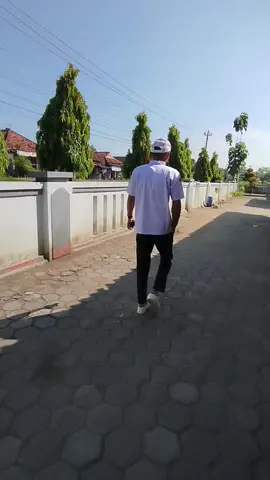 intermezzo bolo 😅, rabu putih suci ☺ #kerja #soundviral  #kadesviral #kadeshohoalkaf #tiktokviraltrending 