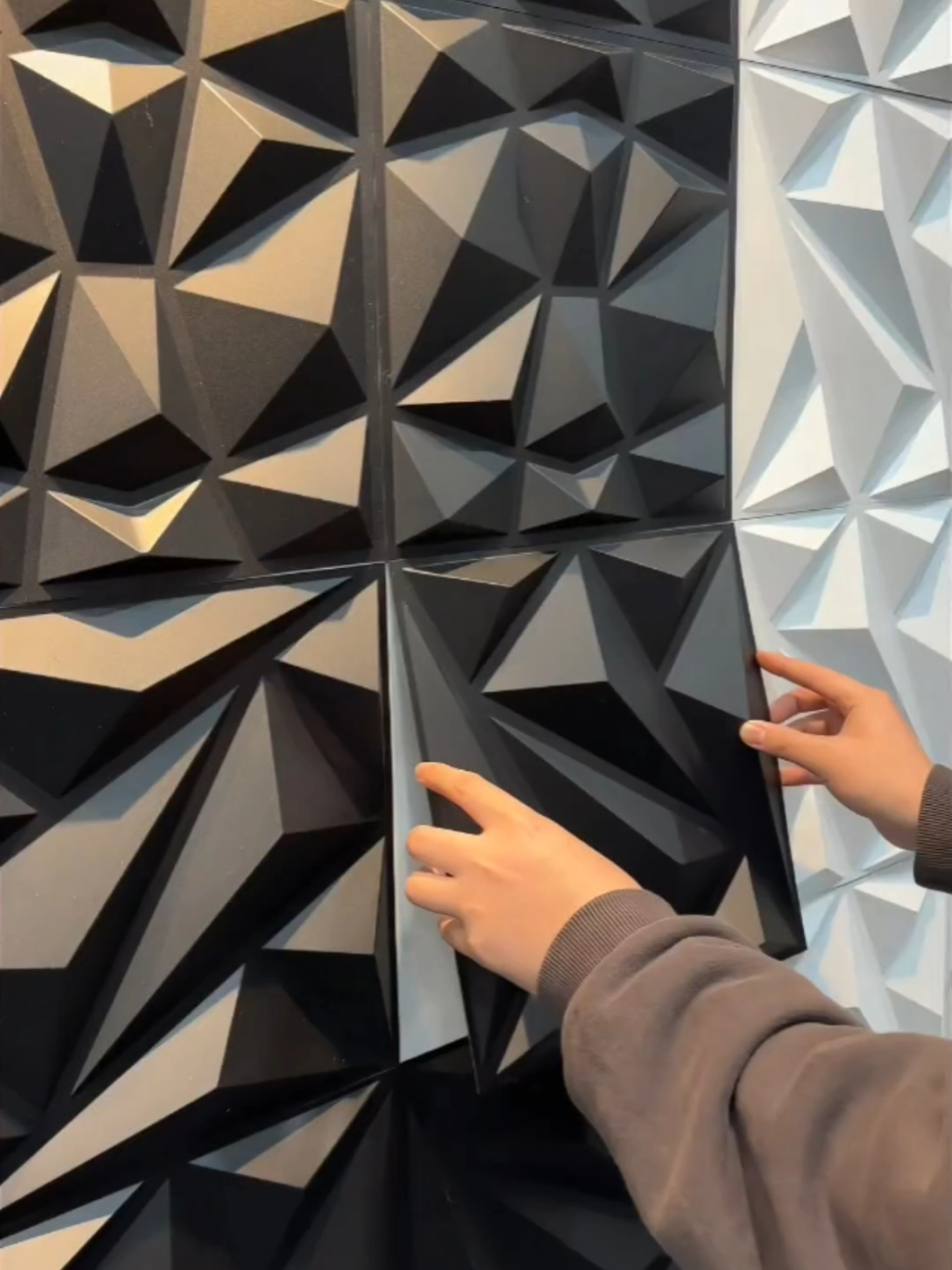 Diga adeus aquelas paredes feias com essa placas 3d!  #decorar 