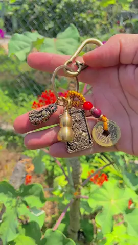 Móc khoá đồng thau 12 con giáp, biểu tượng may mắn, bình an. Rất thích hợp tặng quý nhân, người thân #mockhoa #mockhoaphongthuy #mockhoa12congiap #mockhoadong #phongthuy #mockhoadongthau #viral #xuhuong 