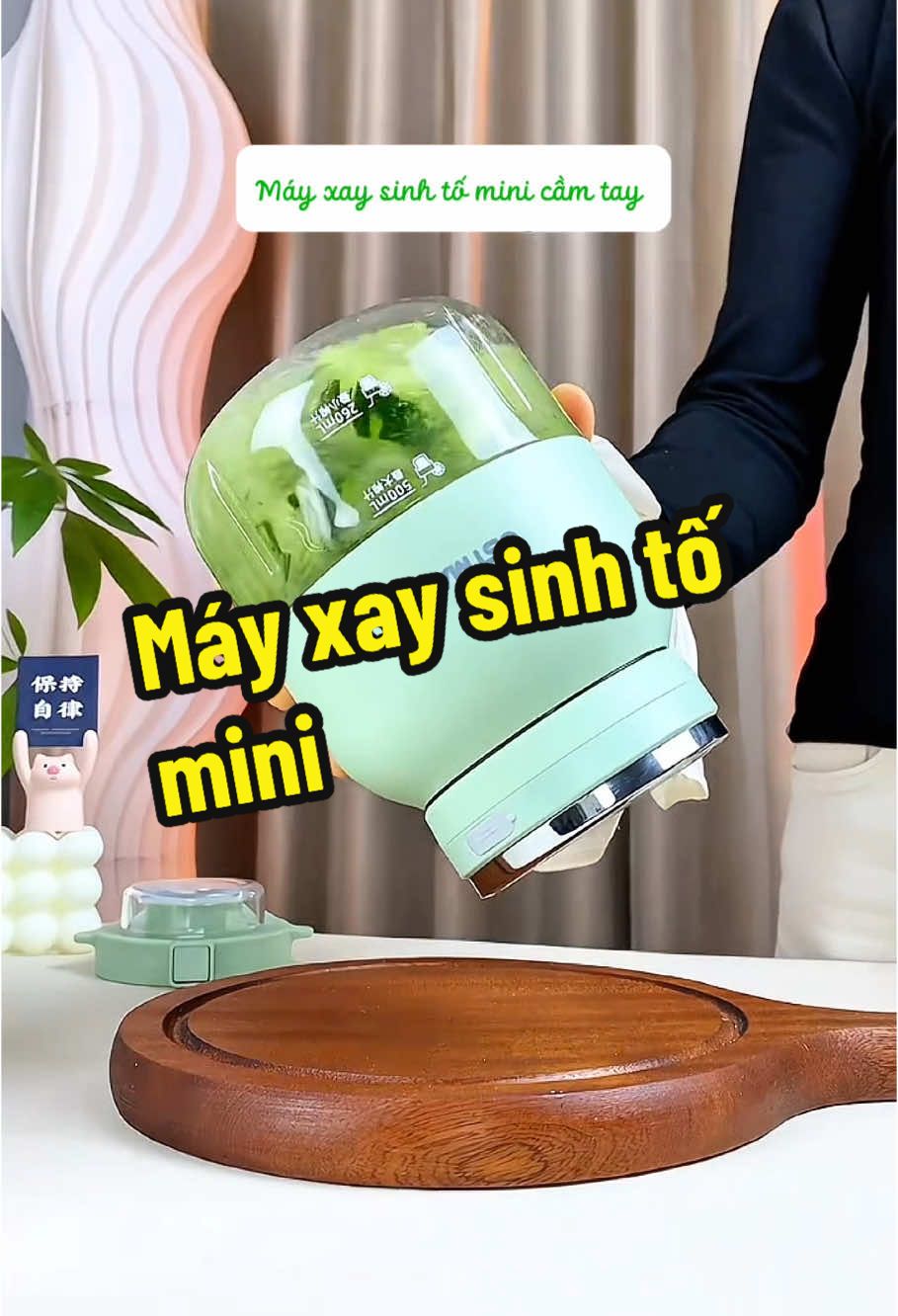 Máy xay sinh tố mini cầm tay Ostmars #mayxaysinhto #mayxaysinhtocamtay #mayxaysinhtomini #mayxayhoaqua #mayxayhoaquacamtay #tiemcuachang #changngoxaykenh #giadungtienich #giadungthongminh #hanggiadung 