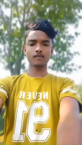 মুখের উপর মুখোশ থাকে মিথ্যা ছবি আয়না