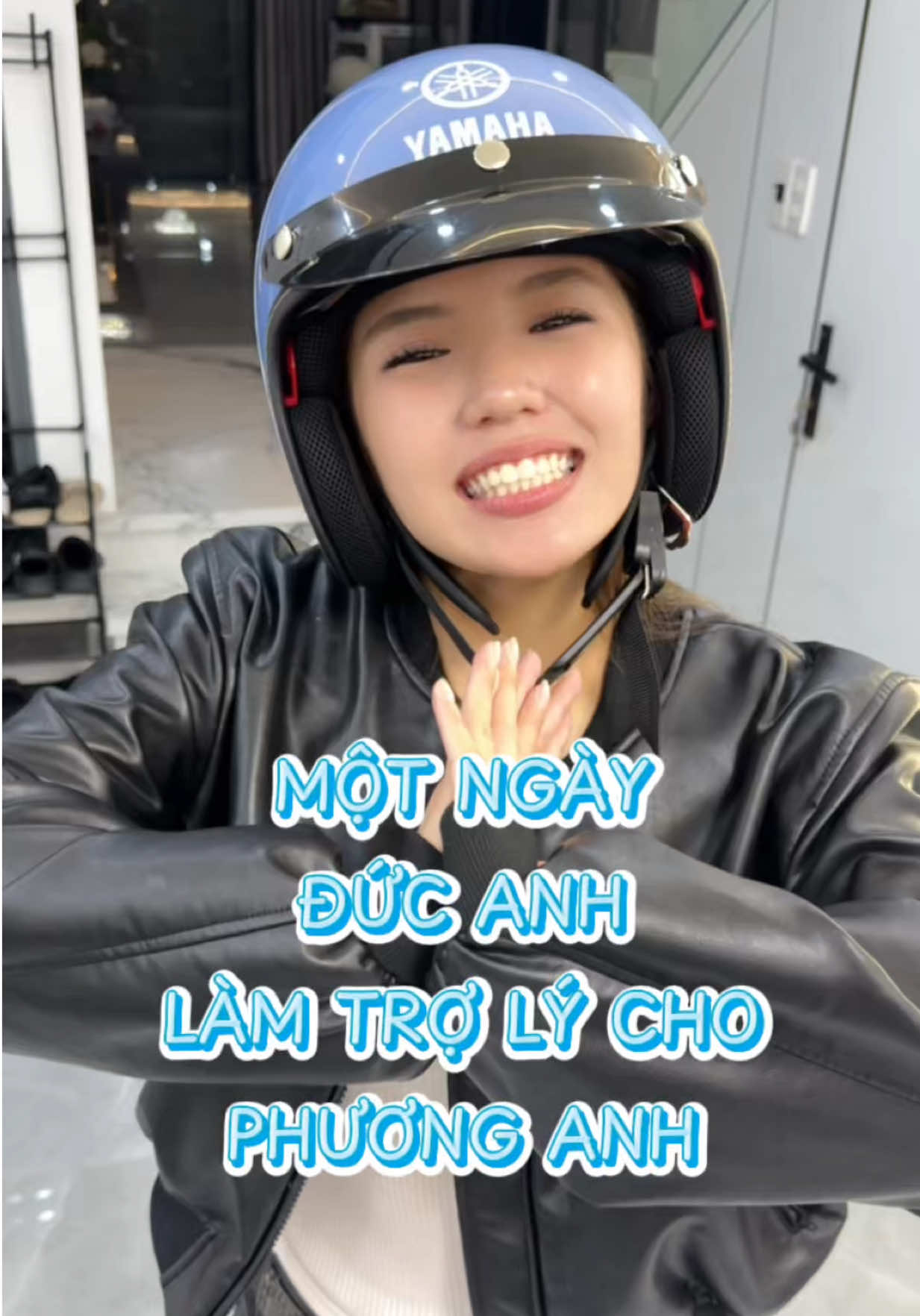 Thân làm trợ lý chuẩn bị được mỗi cái mũ bảo hiểm Jet helmet chính hãng nên cảm giác an toàn được chút, còn lại toàn thấy bất an … @ChếHoàng PhươngAnh #cheducanh #xuhuong #yamaha #JEThelmet @Yamaha Motor Vietnam 