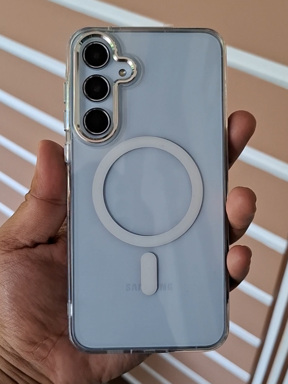 Makin tambah keren kalau udah pake case magsafe ini di hp Samsung mu 🥰 . . . #case #casing #casesamsung #samsunga55 #samsunga56 #casemagsafe #casebening #rekomendasicase #caseandroid #fyp #cuantanpabatas 