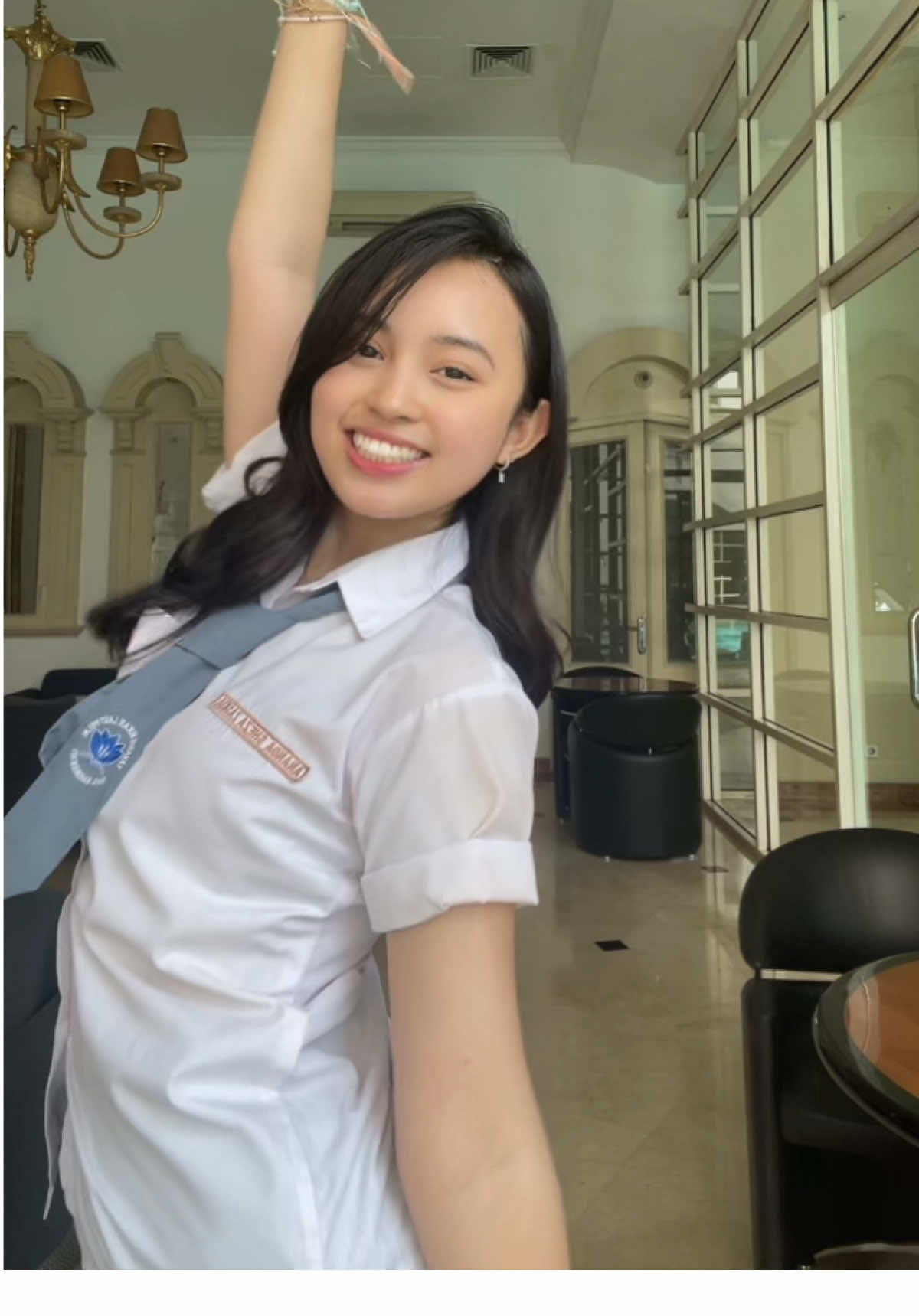3 tahun 3 sekolah 🤓 dadah SMA, bakal kangen