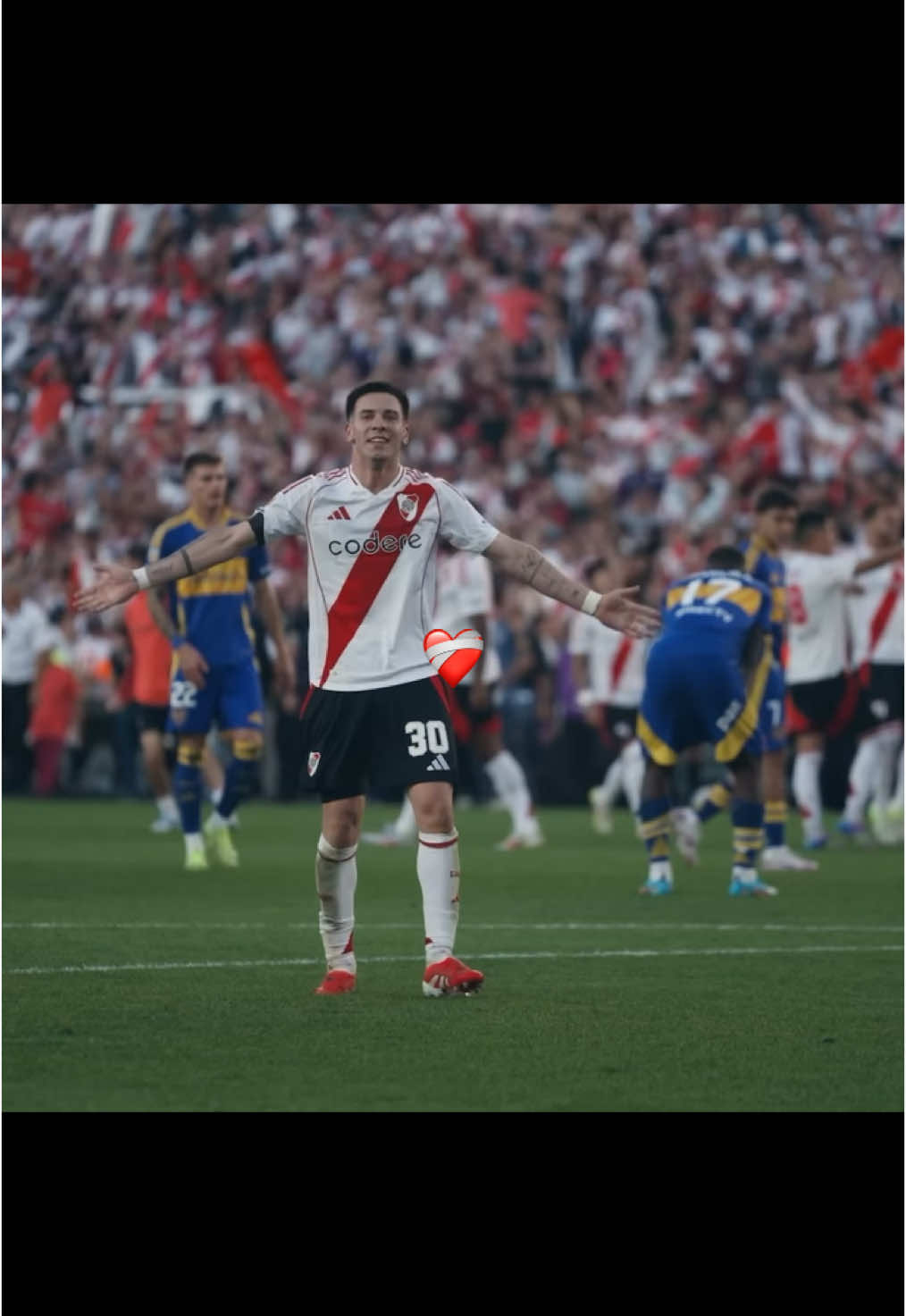 River Plate.  #soyderiver #mundoriver #riverplate #lacobra #davooxeneize 