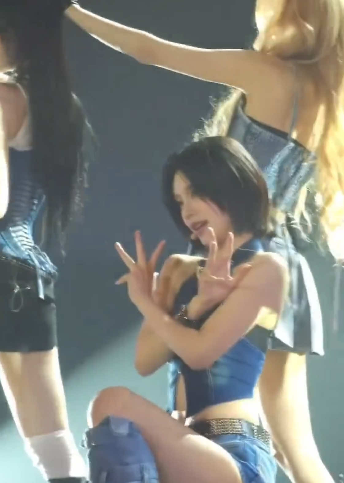 Not Shy Not Me ITZYYYYYY #yeji #itzy #hwangyeji #예지 #fancam #kflow3#kpop 